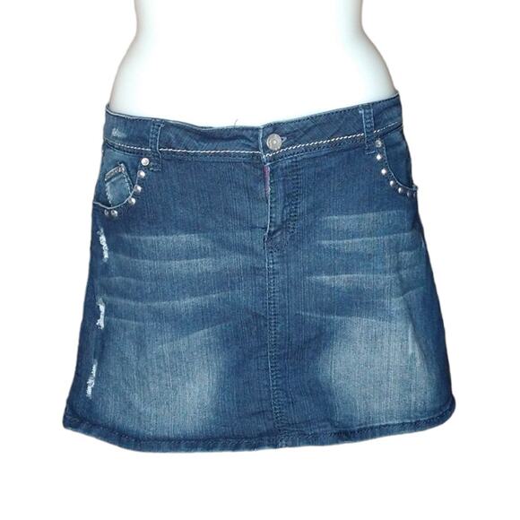 Almost famous Denim Skirt Size 20 Distressed with Studded Pockets - Picture 1 of 4